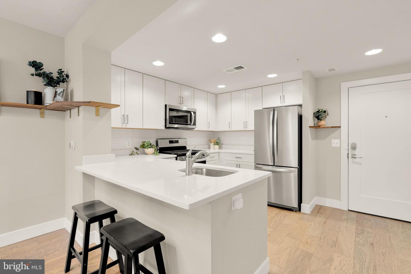50 FLORIDA AVE NE #312, WASHINGTON, District Of Columbia 20002, 1 Bedroom Bedrooms, ,1 BathroomBathrooms,Residential,For sale,50 FLORIDA AVE NE #312,DCDC2199308 MLS # DCDC2199308