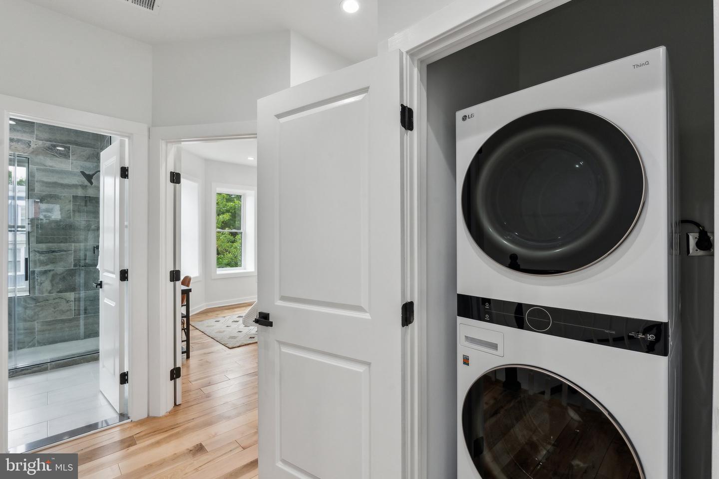 660 COLUMBIA RD NW, WASHINGTON, District Of Columbia 20001, 6 Bedrooms Bedrooms, ,4 BathroomsBathrooms,Residential,For sale,660 COLUMBIA RD NW,DCDC2199312 MLS # DCDC2199312