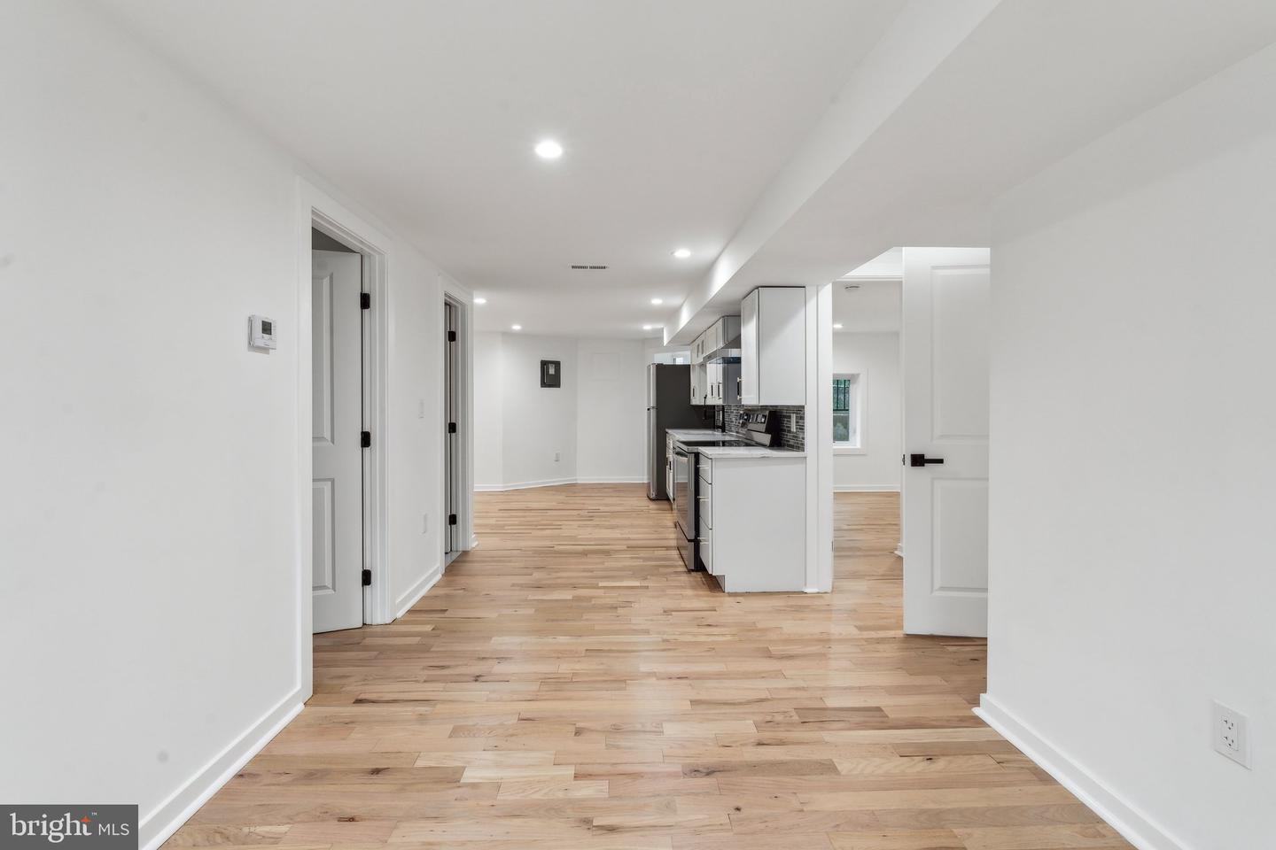 660 COLUMBIA RD NW, WASHINGTON, District Of Columbia 20001, 6 Bedrooms Bedrooms, ,4 BathroomsBathrooms,Residential,For sale,660 COLUMBIA RD NW,DCDC2199312 MLS # DCDC2199312