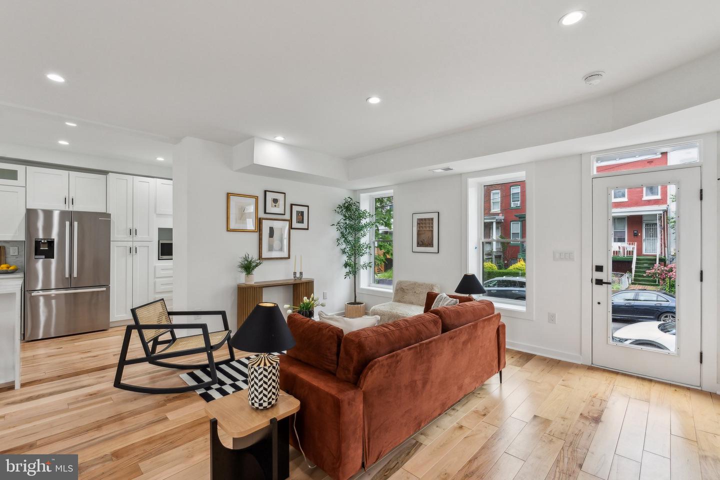 660 COLUMBIA RD NW, WASHINGTON, District Of Columbia 20001, 6 Bedrooms Bedrooms, ,4 BathroomsBathrooms,Residential,For sale,660 COLUMBIA RD NW,DCDC2199312 MLS # DCDC2199312