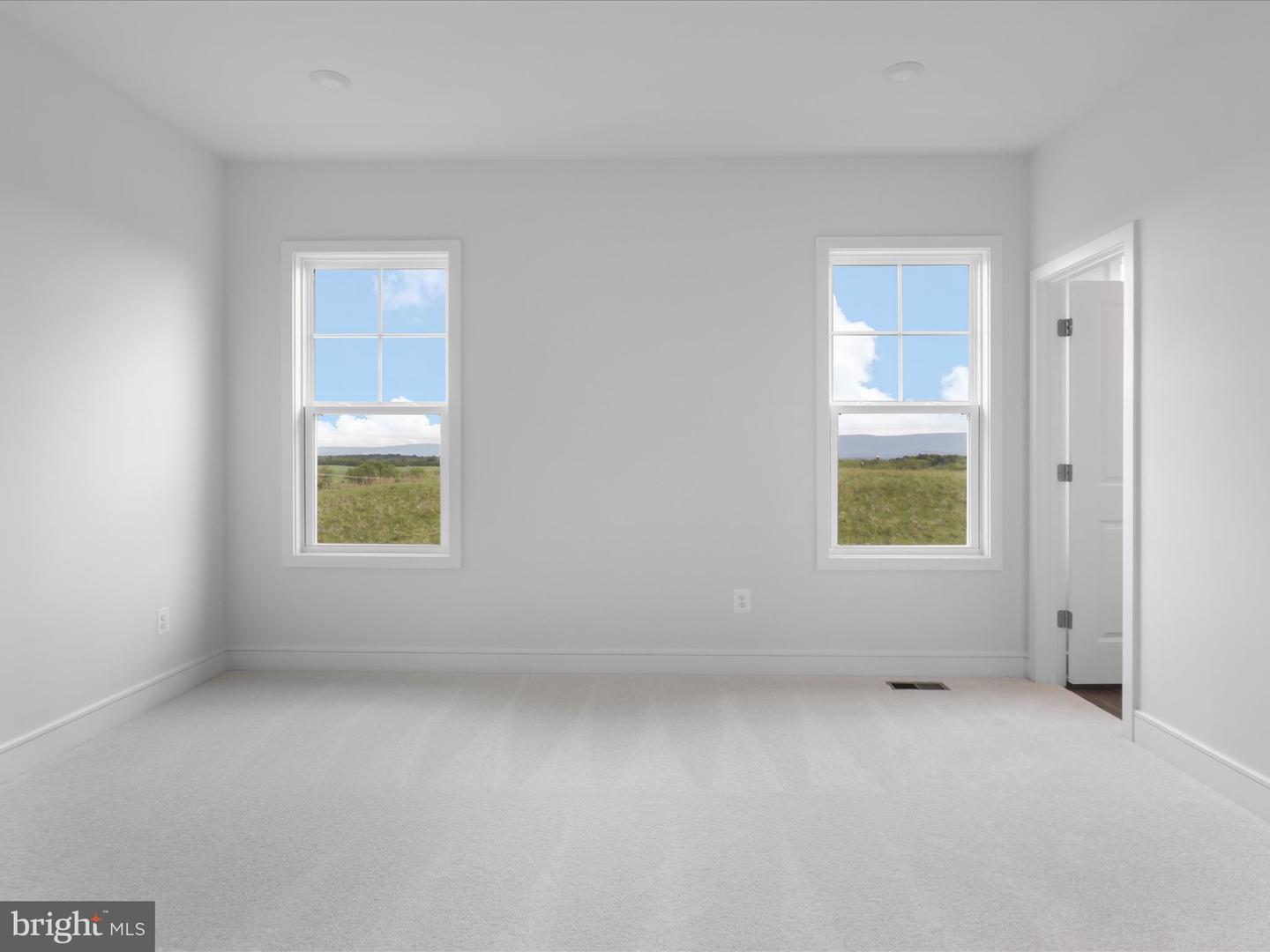 111 CHECKERSPOT WAY, LAKE FREDERICK, Virginia 22630, 3 Bedrooms Bedrooms, ,3 BathroomsBathrooms,Residential,For sale,111 CHECKERSPOT WAY,VAFV2033984 MLS # VAFV2033984
