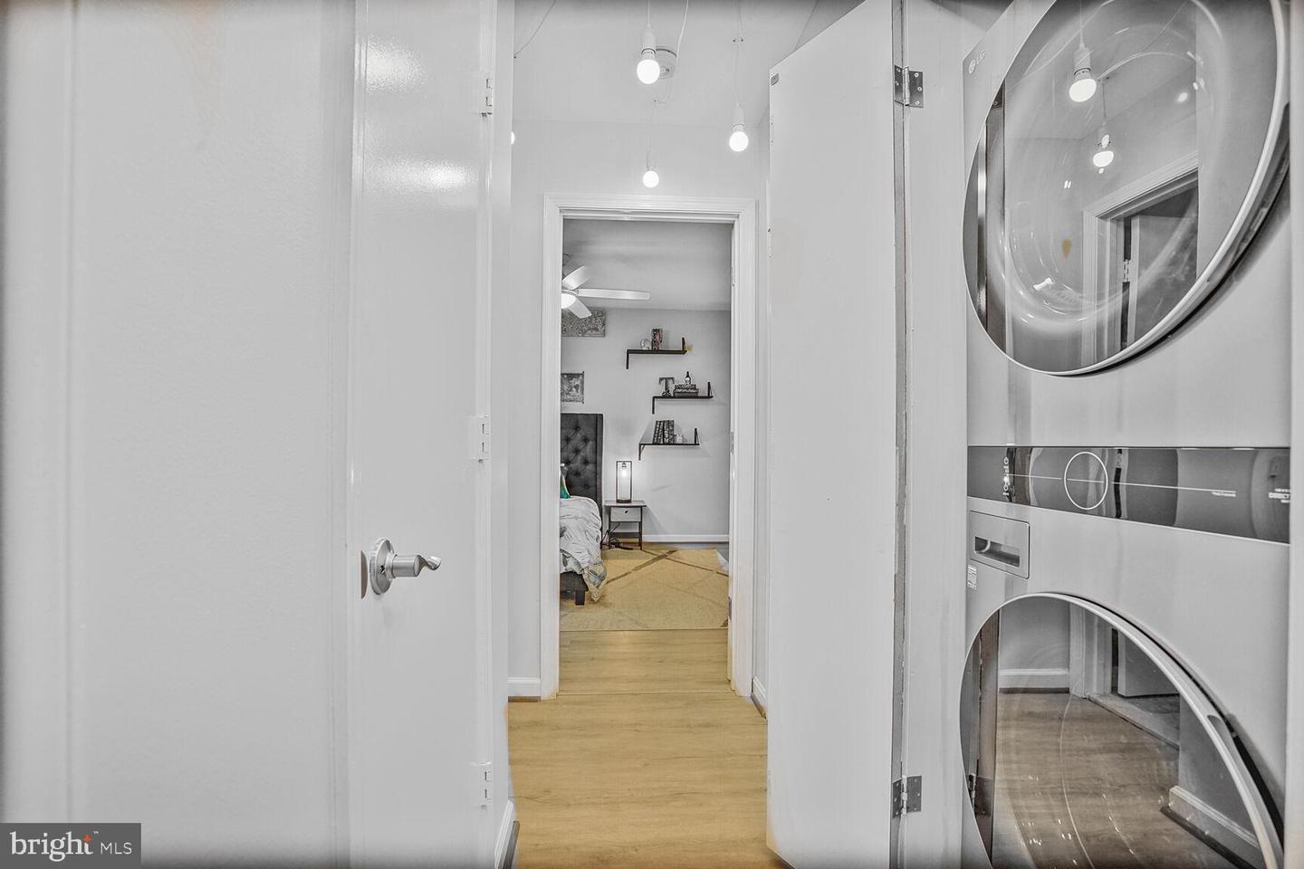 6918 VICTORIA DR #K, ALEXANDRIA, Virginia 22310, 2 Bedrooms Bedrooms, ,2 BathroomsBathrooms,Residential,For sale,6918 VICTORIA DR #K,VAFX2239172 MLS # VAFX2239172