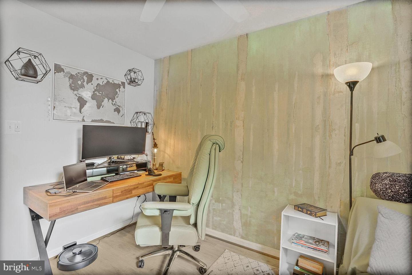 6918 VICTORIA DR #K, ALEXANDRIA, Virginia 22310, 2 Bedrooms Bedrooms, ,2 BathroomsBathrooms,Residential,For sale,6918 VICTORIA DR #K,VAFX2239172 MLS # VAFX2239172