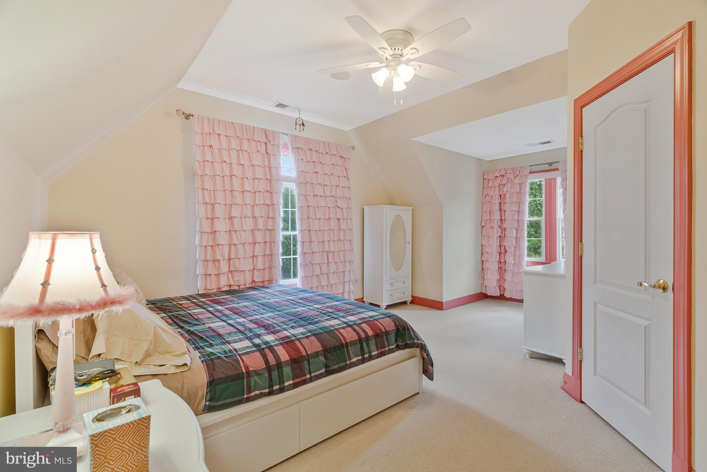 9907 HESSICK CT, GREAT FALLS, Virginia 22066, 6 Bedrooms Bedrooms, ,5 BathroomsBathrooms,Residential,For sale,9907 HESSICK CT,VAFX2238914 MLS # VAFX2238914