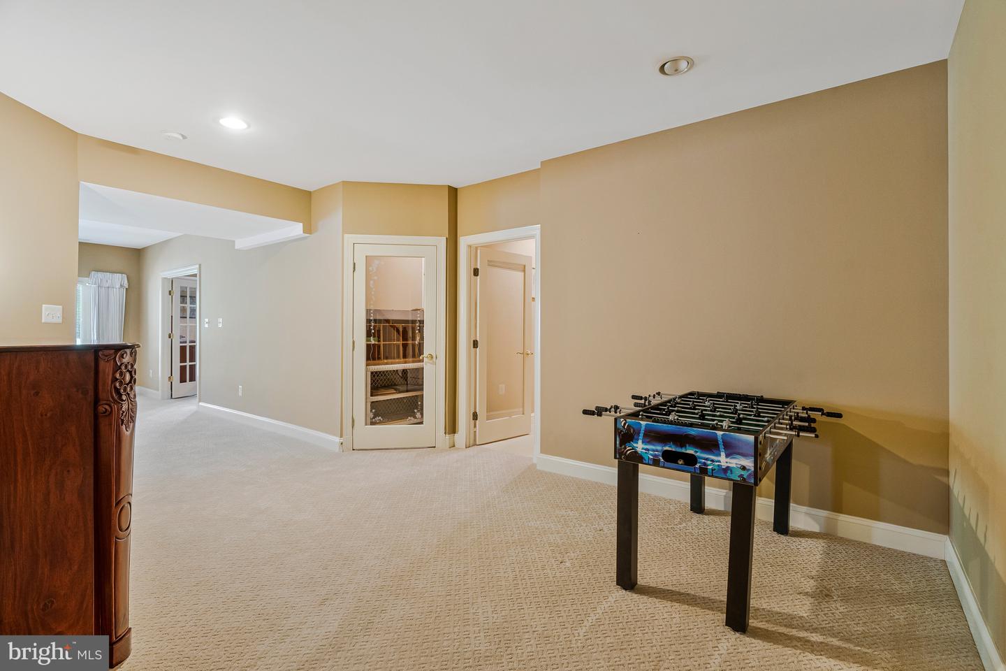 9907 HESSICK CT, GREAT FALLS, Virginia 22066, 6 Bedrooms Bedrooms, ,5 BathroomsBathrooms,Residential,For sale,9907 HESSICK CT,VAFX2238914 MLS # VAFX2238914