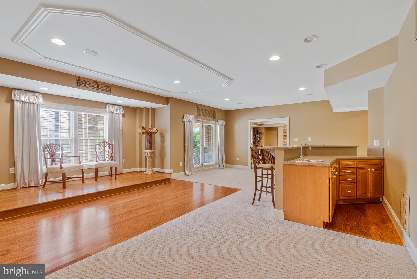9907 HESSICK CT, GREAT FALLS, Virginia 22066, 6 Bedrooms Bedrooms, ,5 BathroomsBathrooms,Residential,For sale,9907 HESSICK CT,VAFX2238914 MLS # VAFX2238914
