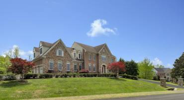 9907 HESSICK CT, GREAT FALLS, Virginia 22066, 6 Bedrooms Bedrooms, ,5 BathroomsBathrooms,Residential,For sale,9907 HESSICK CT,VAFX2238914 MLS # VAFX2238914
