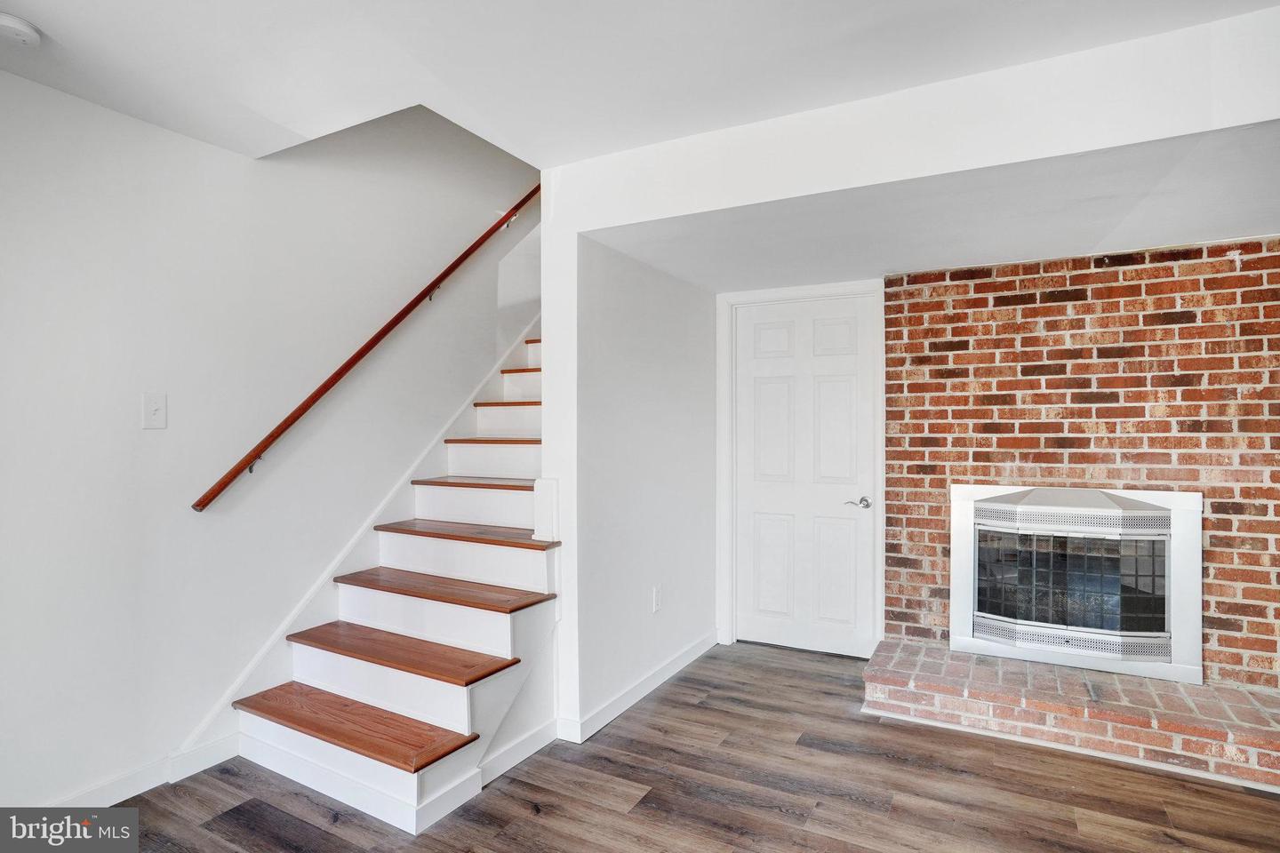 14365 BERKSHIRE DR, WOODBRIDGE, Virginia 22193, 3 Bedrooms Bedrooms, ,1 BathroomBathrooms,Residential,For sale,14365 BERKSHIRE DR,VAPW2094104 MLS # VAPW2094104