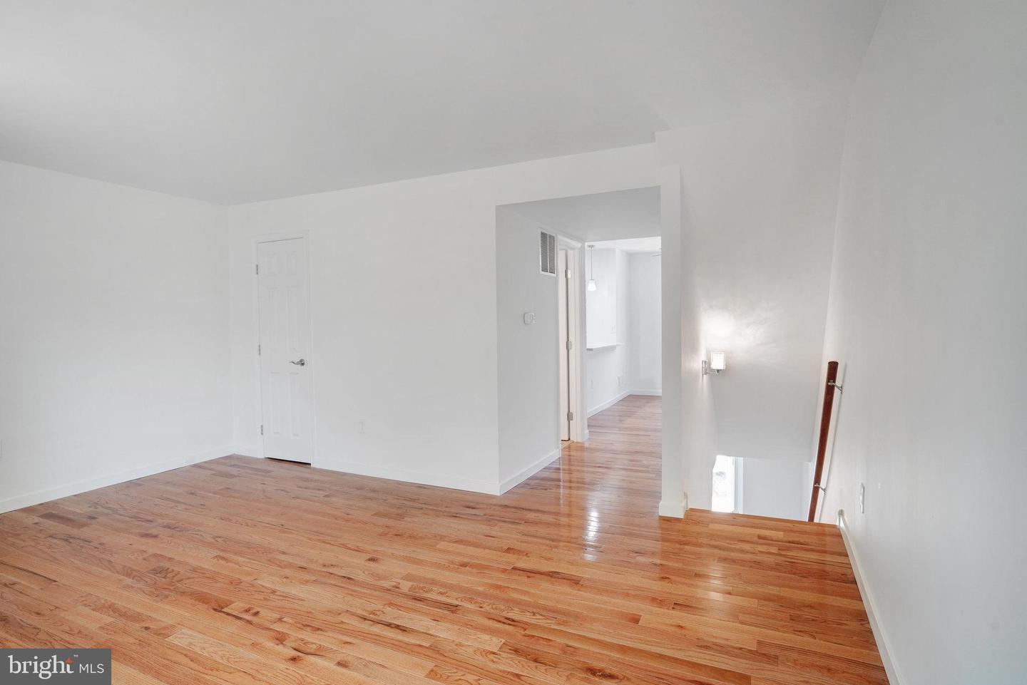 14365 BERKSHIRE DR, WOODBRIDGE, Virginia 22193, 3 Bedrooms Bedrooms, ,1 BathroomBathrooms,Residential,For sale,14365 BERKSHIRE DR,VAPW2094104 MLS # VAPW2094104