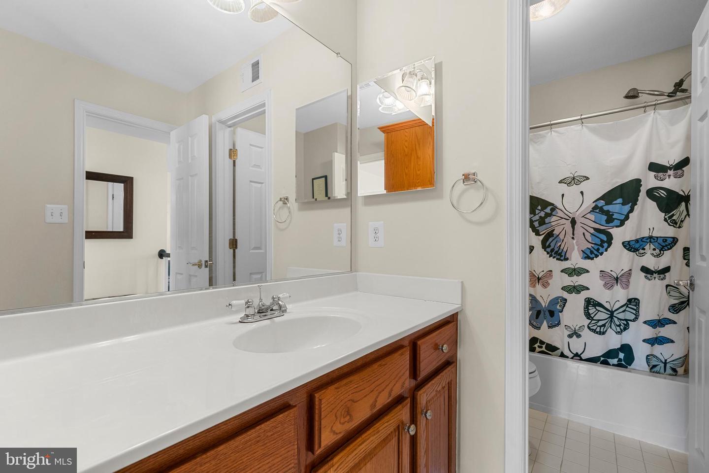 42496 LEGACY PARK DR, BRAMBLETON, Virginia 20148, 4 Bedrooms Bedrooms, ,2 BathroomsBathrooms,Residential,For sale,42496 LEGACY PARK DR,VALO2095714 MLS # VALO2095714