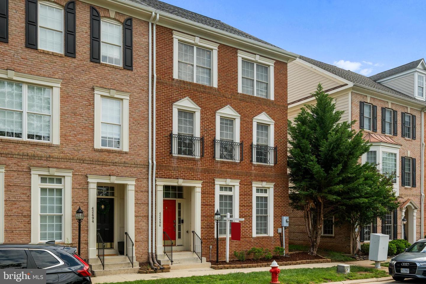 42496 LEGACY PARK DR, BRAMBLETON, Virginia 20148, 4 Bedrooms Bedrooms, ,2 BathroomsBathrooms,Residential,For sale,42496 LEGACY PARK DR,VALO2095714 MLS # VALO2095714
