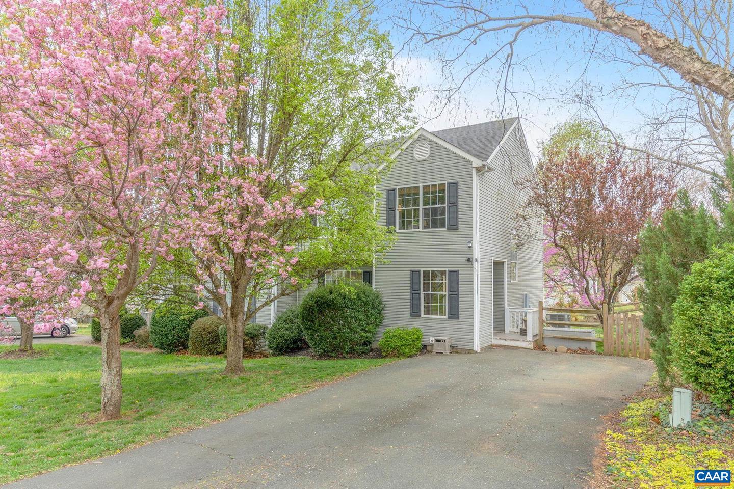 1550 PRIMROSE LN, CHARLOTTESVILLE, Virginia 22902, 3 Bedrooms Bedrooms, ,2 BathroomsBathrooms,Residential,For sale,1550 PRIMROSE LN,664131 MLS # 664131