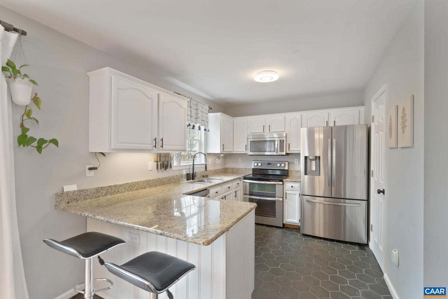 1550 PRIMROSE LN, CHARLOTTESVILLE, Virginia 22902, 3 Bedrooms Bedrooms, ,2 BathroomsBathrooms,Residential,For sale,1550 PRIMROSE LN,664131 MLS # 664131