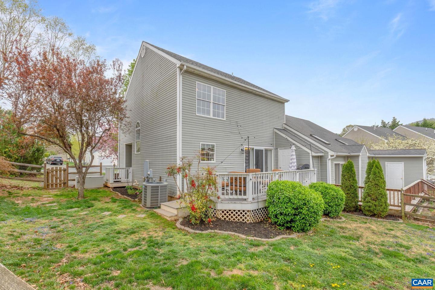 1550 PRIMROSE LN, CHARLOTTESVILLE, Virginia 22902, 3 Bedrooms Bedrooms, ,2 BathroomsBathrooms,Residential,For sale,1550 PRIMROSE LN,664131 MLS # 664131