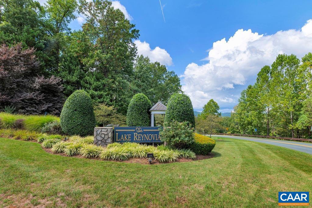1550 PRIMROSE LN, CHARLOTTESVILLE, Virginia 22902, 3 Bedrooms Bedrooms, ,2 BathroomsBathrooms,Residential,For sale,1550 PRIMROSE LN,664131 MLS # 664131