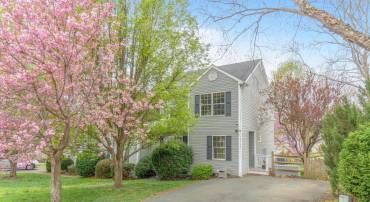 1550 PRIMROSE LN, CHARLOTTESVILLE, Virginia 22902, 3 Bedrooms Bedrooms, ,2 BathroomsBathrooms,Residential,For sale,1550 PRIMROSE LN,664131 MLS # 664131