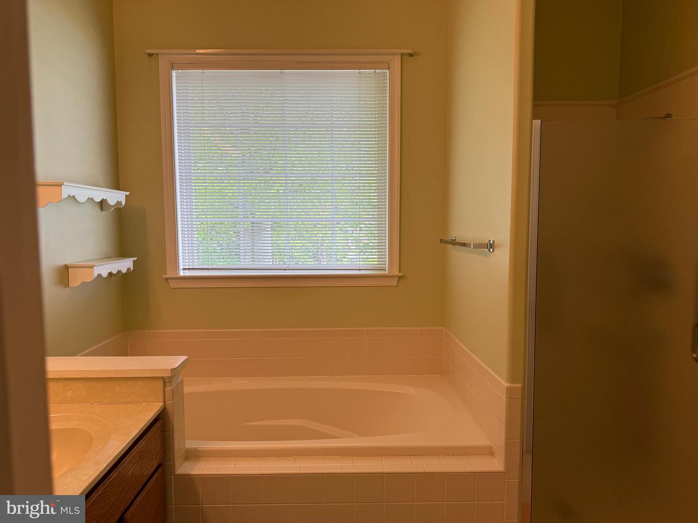 28 LIVE OAK LN, STAFFORD, Virginia 22554, 3 Bedrooms Bedrooms, ,3 BathroomsBathrooms,Residential,For sale,28 LIVE OAK LN,VAST2038578 MLS # VAST2038578