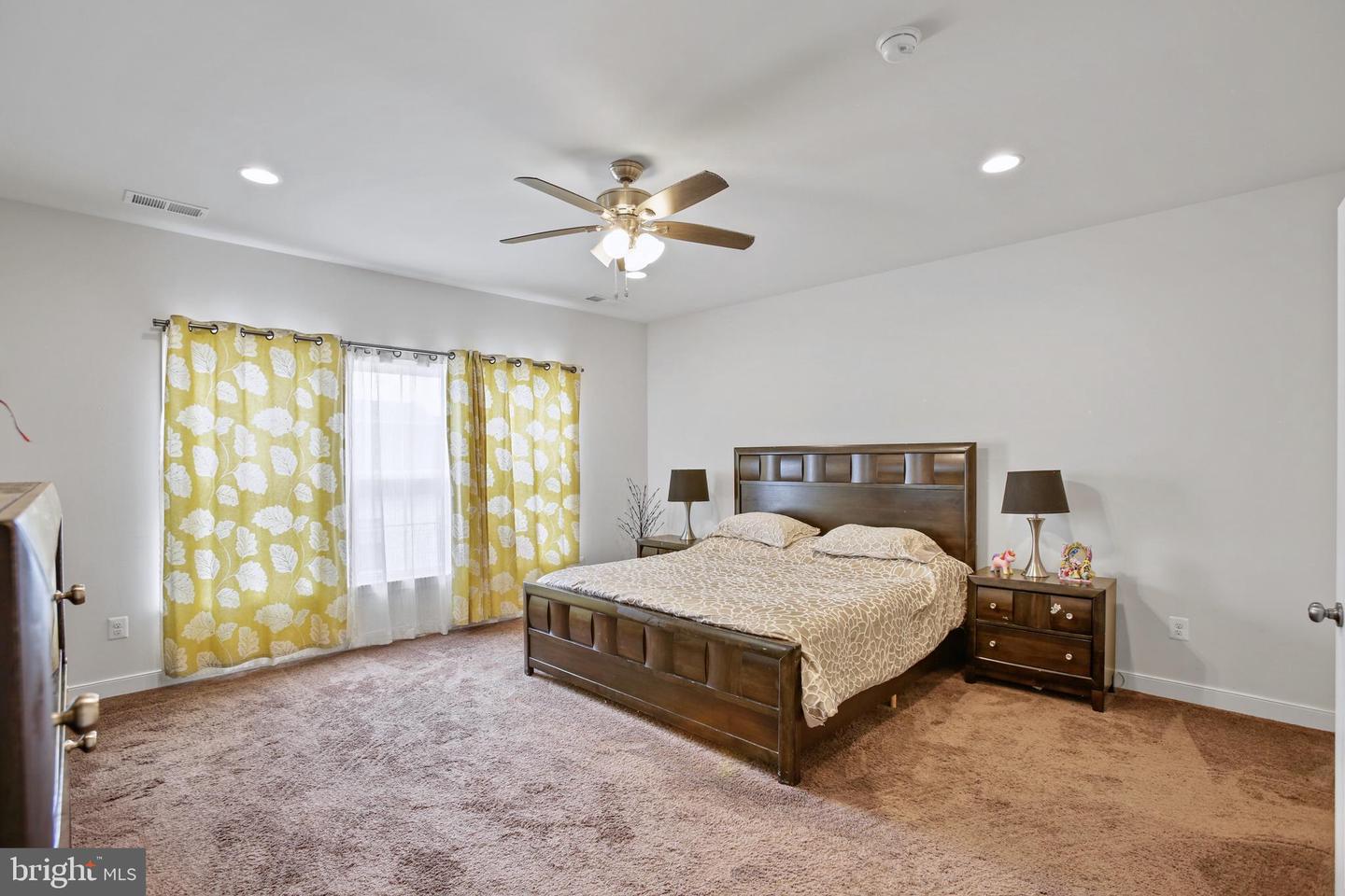25472 HARTLAND ORCHARD TER, CHANTILLY, Virginia 20152, 3 Bedrooms Bedrooms, ,2 BathroomsBathrooms,Residential,For sale,25472 HARTLAND ORCHARD TER,VALO2095700 MLS # VALO2095700