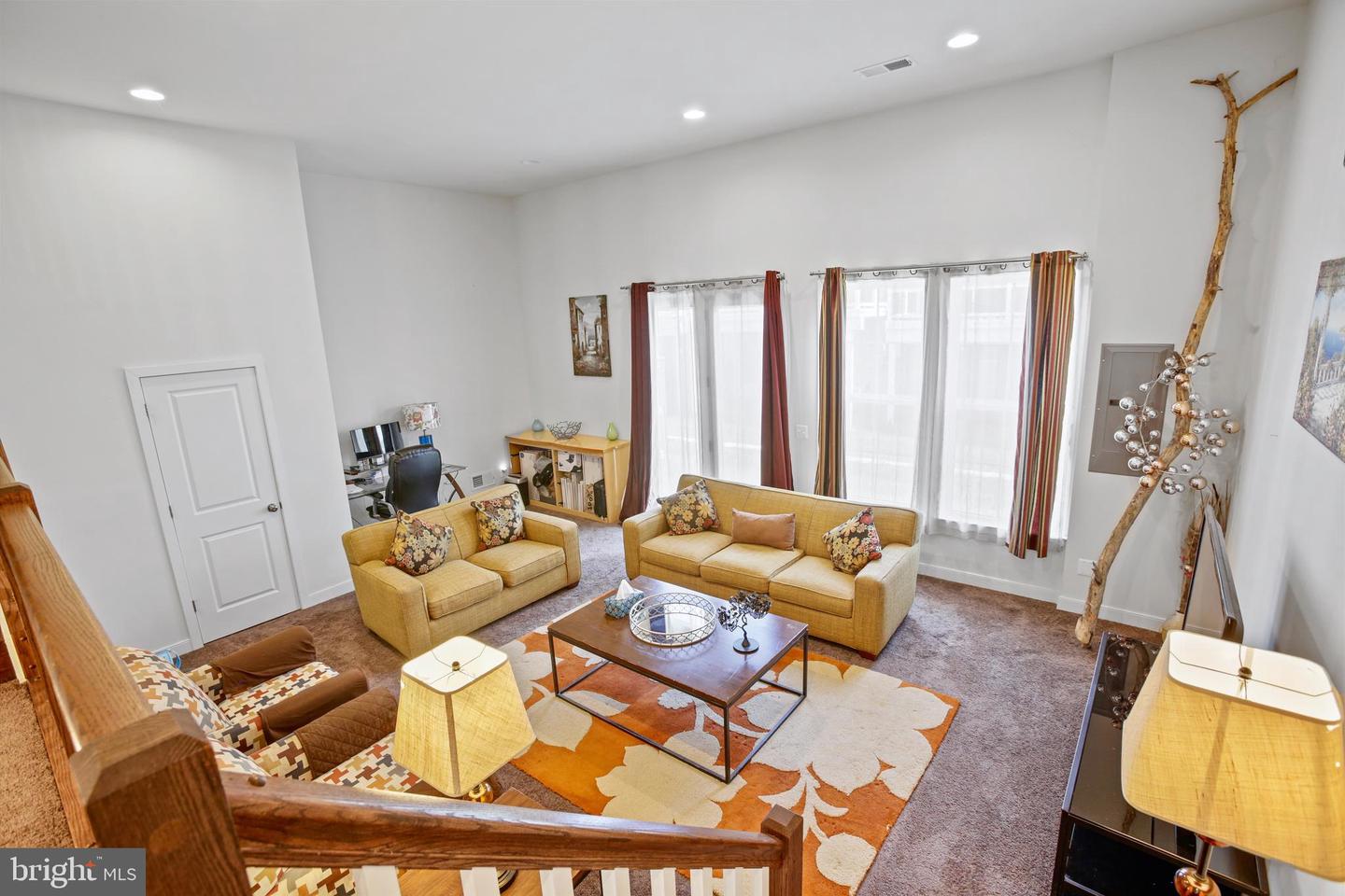 25472 HARTLAND ORCHARD TER, CHANTILLY, Virginia 20152, 3 Bedrooms Bedrooms, ,2 BathroomsBathrooms,Residential,For sale,25472 HARTLAND ORCHARD TER,VALO2095700 MLS # VALO2095700