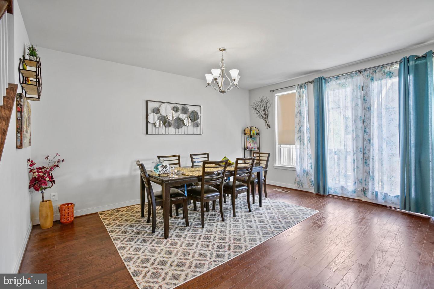 25472 HARTLAND ORCHARD TER, CHANTILLY, Virginia 20152, 3 Bedrooms Bedrooms, ,2 BathroomsBathrooms,Residential,For sale,25472 HARTLAND ORCHARD TER,VALO2095700 MLS # VALO2095700