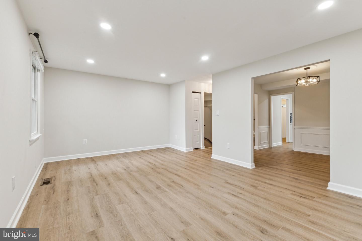2649 CENTENNIAL CT, ALEXANDRIA, Virginia 22311, 3 Bedrooms Bedrooms, ,3 BathroomsBathrooms,Residential,For sale,2649 CENTENNIAL CT,VAAX2045040 MLS # VAAX2045040