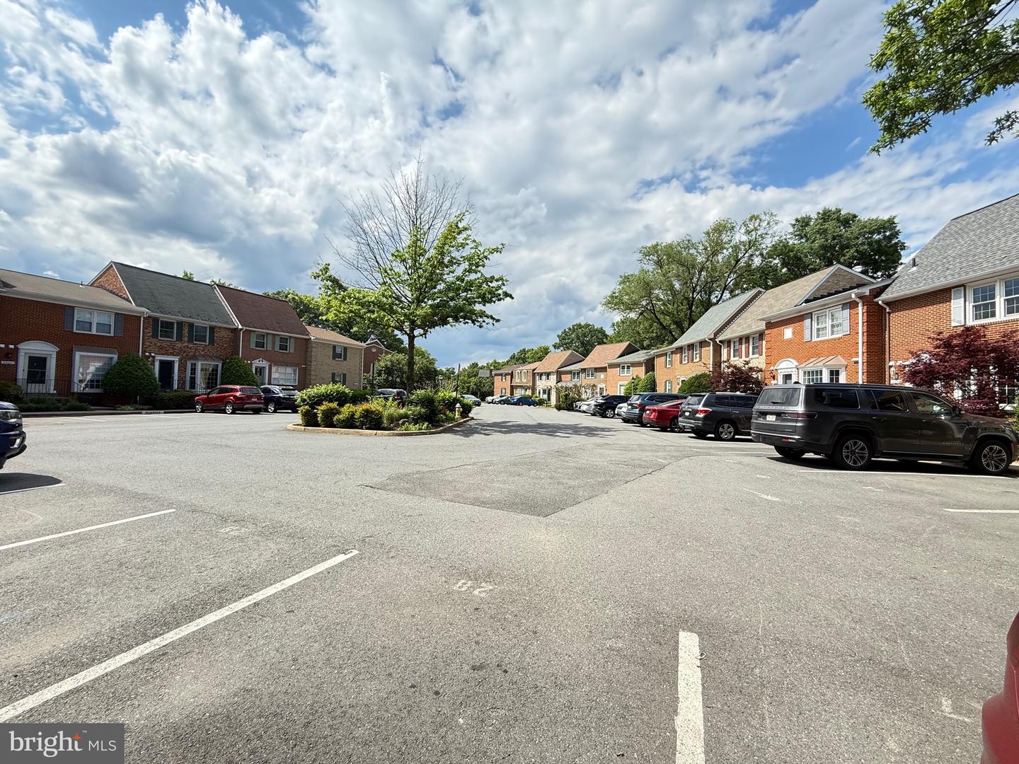 2649 CENTENNIAL CT, ALEXANDRIA, Virginia 22311, 3 Bedrooms Bedrooms, ,3 BathroomsBathrooms,Residential,For sale,2649 CENTENNIAL CT,VAAX2045040 MLS # VAAX2045040