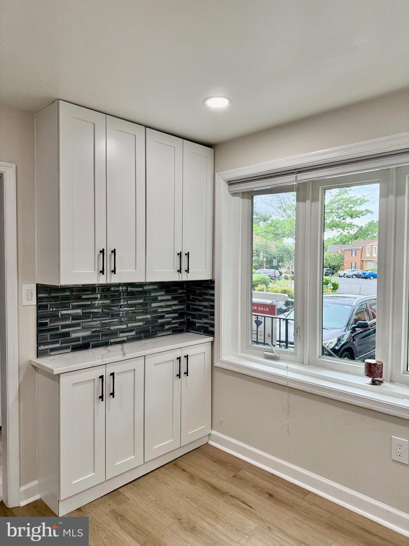 2649 CENTENNIAL CT, ALEXANDRIA, Virginia 22311, 3 Bedrooms Bedrooms, ,3 BathroomsBathrooms,Residential,For sale,2649 CENTENNIAL CT,VAAX2045040 MLS # VAAX2045040