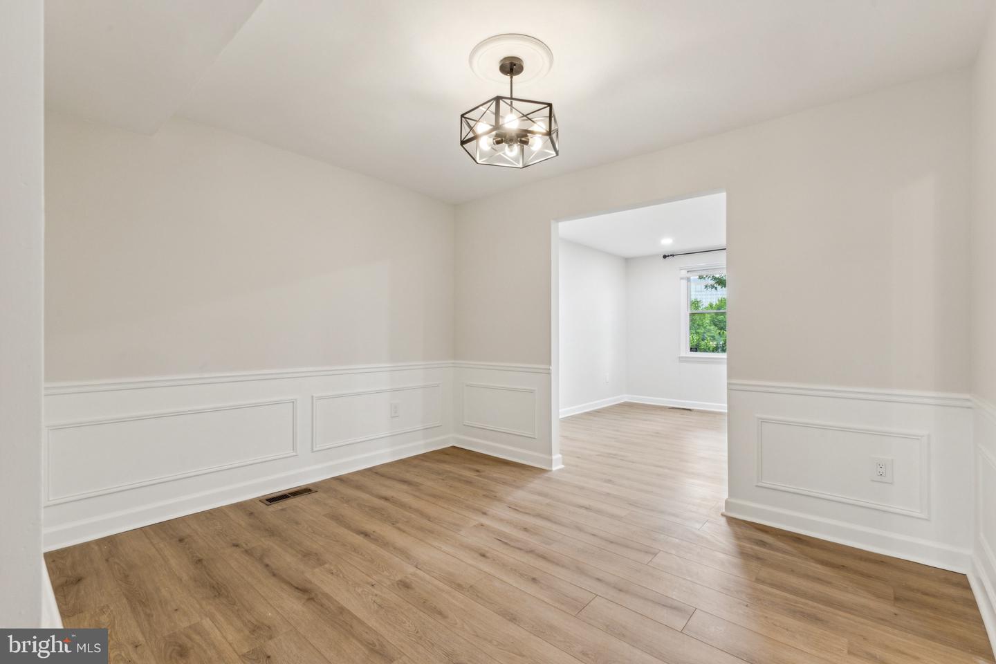 2649 CENTENNIAL CT, ALEXANDRIA, Virginia 22311, 3 Bedrooms Bedrooms, ,3 BathroomsBathrooms,Residential,For sale,2649 CENTENNIAL CT,VAAX2045040 MLS # VAAX2045040
