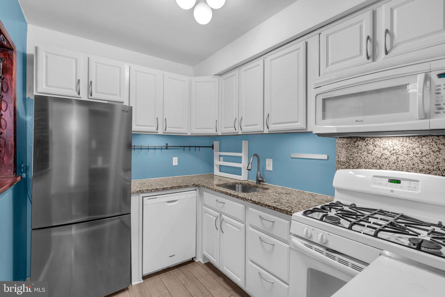 7054 EASTERN AVE NW #T3, WASHINGTON, District Of Columbia 20012, 2 Bedrooms Bedrooms, ,1 BathroomBathrooms,Residential,For sale,7054 EASTERN AVE NW #T3,DCDC2199436 MLS # DCDC2199436