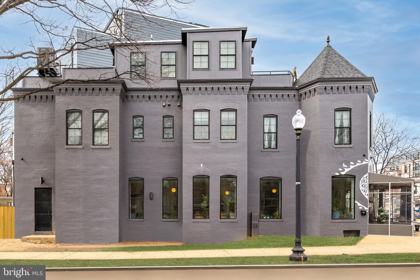 1451 MARYLAND AVE NE, WASHINGTON, District Of Columbia 20002, 2 Bedrooms Bedrooms, 8 Rooms Rooms,2 BathroomsBathrooms,Residential,For sale,1451 MARYLAND AVE NE,DCDC2199272 MLS # DCDC2199272