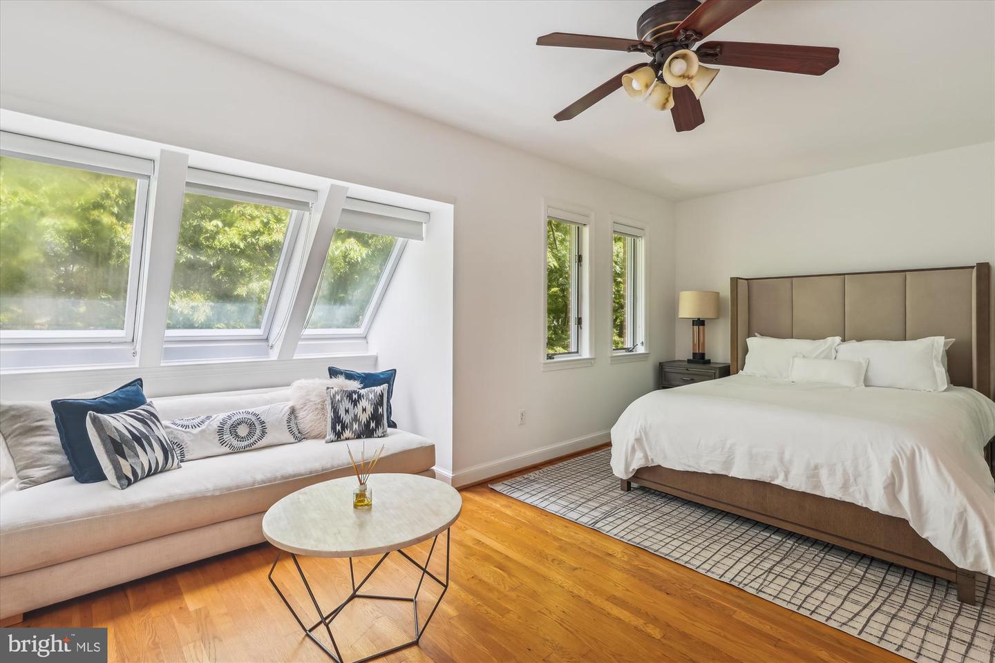 2646 WOODLEY PL NW #1/2, WASHINGTON, District Of Columbia 20008, 2 Bedrooms Bedrooms, ,2 BathroomsBathrooms,Residential,For sale,2646 WOODLEY PL NW #1/2,DCDC2199388 MLS # DCDC2199388