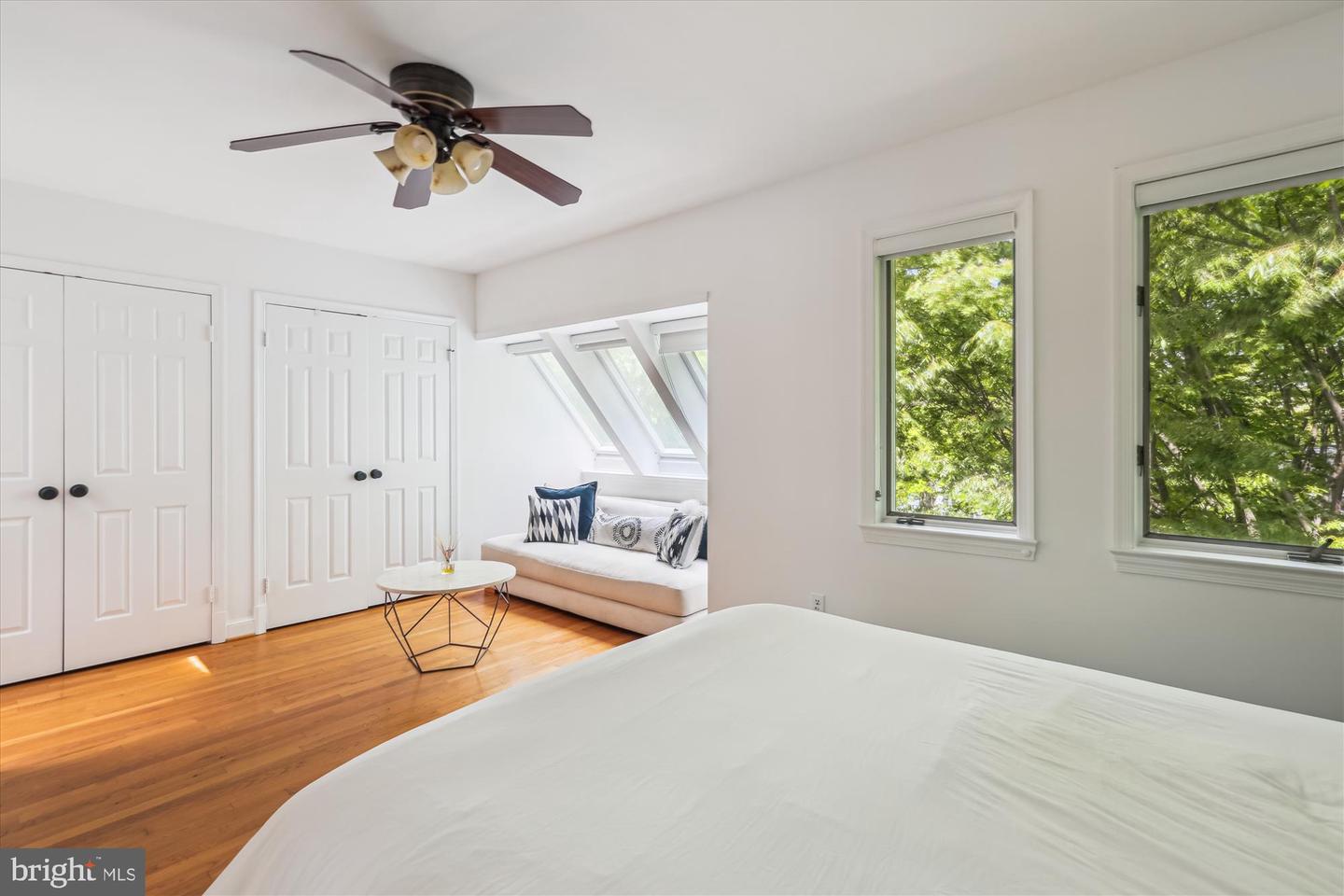 2646 WOODLEY PL NW #1/2, WASHINGTON, District Of Columbia 20008, 2 Bedrooms Bedrooms, ,2 BathroomsBathrooms,Residential,For sale,2646 WOODLEY PL NW #1/2,DCDC2199388 MLS # DCDC2199388