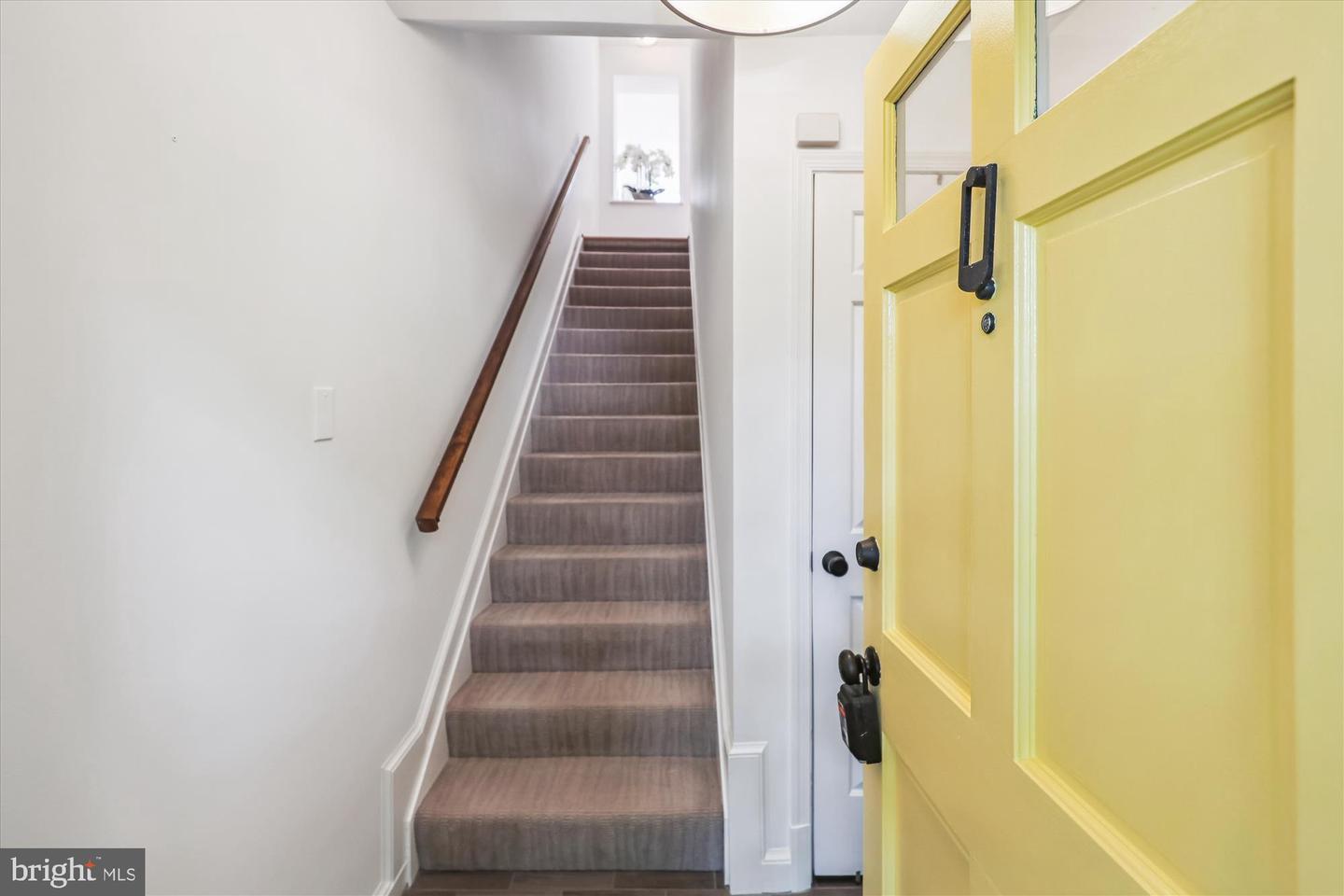 2646 WOODLEY PL NW #1/2, WASHINGTON, District Of Columbia 20008, 2 Bedrooms Bedrooms, ,2 BathroomsBathrooms,Residential,For sale,2646 WOODLEY PL NW #1/2,DCDC2199388 MLS # DCDC2199388