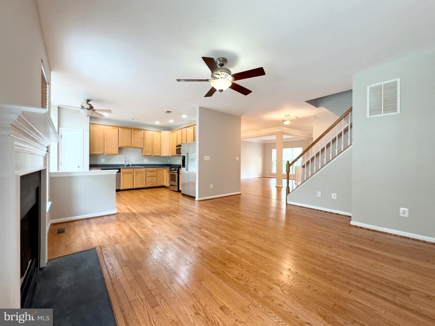 43261 SOMERSET HILLS TER, ASHBURN, Virginia 20147, 3 Bedrooms Bedrooms, ,2 BathroomsBathrooms,Residential,For sale,43261 SOMERSET HILLS TER,VALO2095706 MLS # VALO2095706