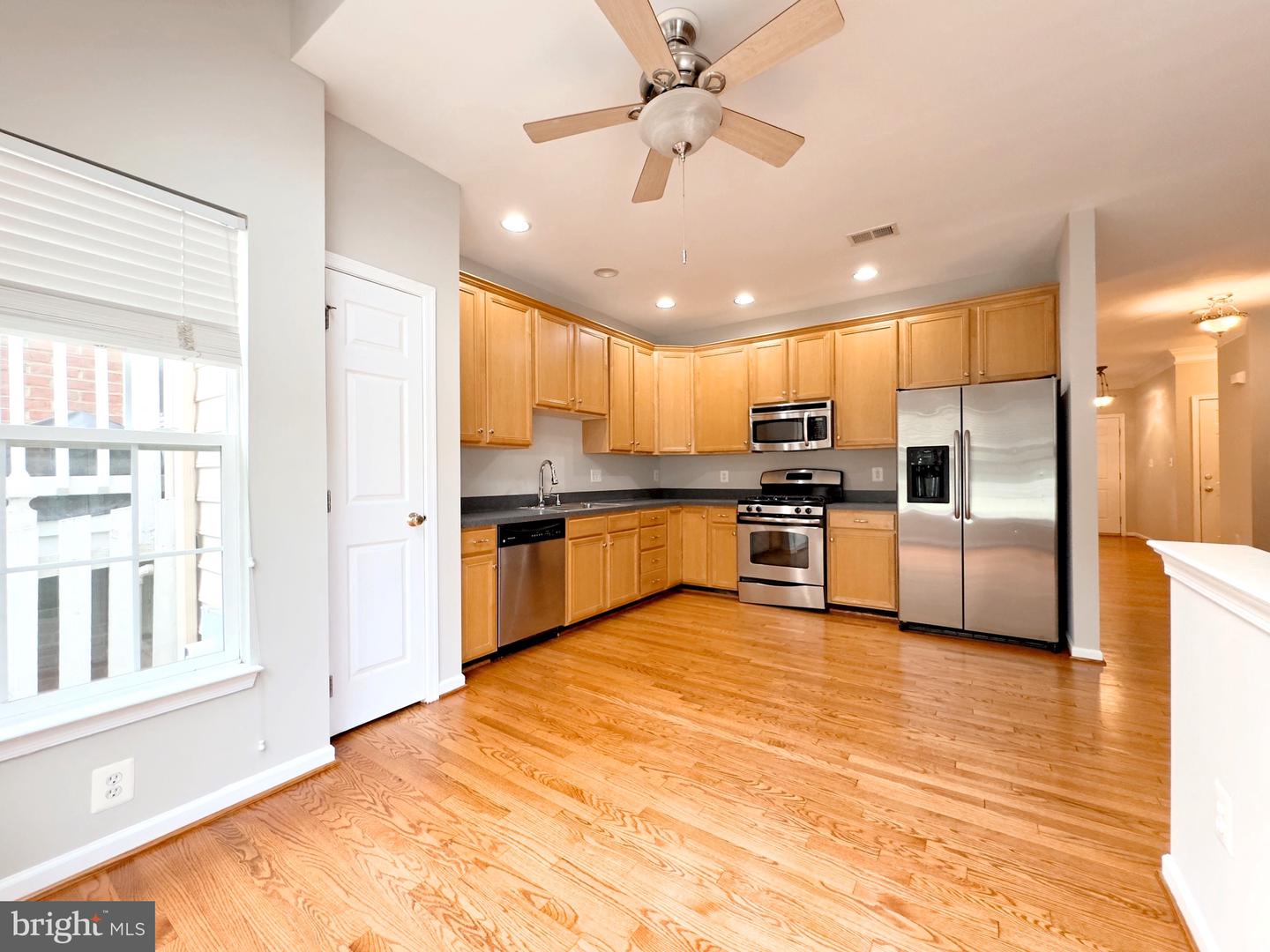 43261 SOMERSET HILLS TER, ASHBURN, Virginia 20147, 3 Bedrooms Bedrooms, ,2 BathroomsBathrooms,Residential,For sale,43261 SOMERSET HILLS TER,VALO2095706 MLS # VALO2095706