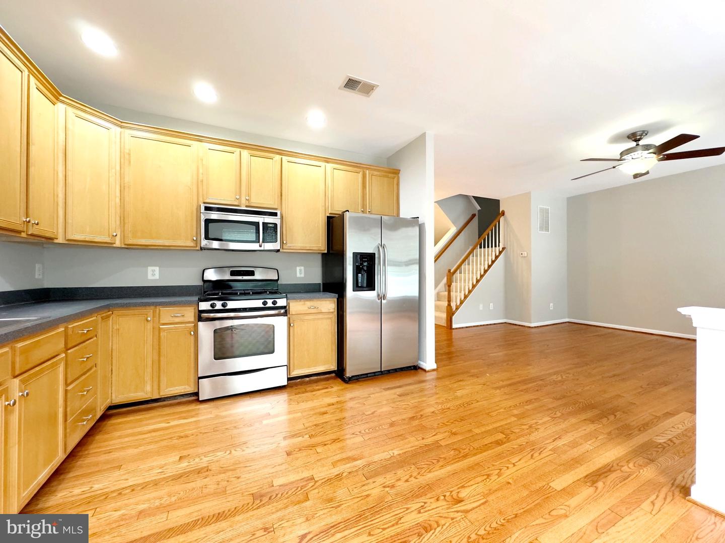43261 SOMERSET HILLS TER, ASHBURN, Virginia 20147, 3 Bedrooms Bedrooms, ,2 BathroomsBathrooms,Residential,For sale,43261 SOMERSET HILLS TER,VALO2095706 MLS # VALO2095706