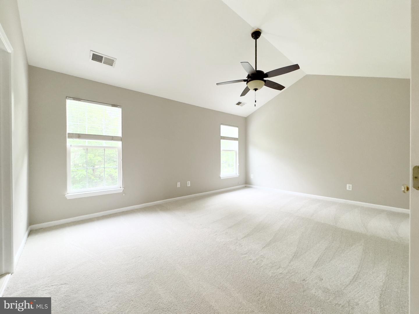 43261 SOMERSET HILLS TER, ASHBURN, Virginia 20147, 3 Bedrooms Bedrooms, ,2 BathroomsBathrooms,Residential,For sale,43261 SOMERSET HILLS TER,VALO2095706 MLS # VALO2095706