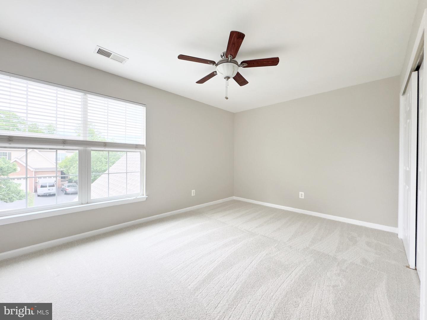 43261 SOMERSET HILLS TER, ASHBURN, Virginia 20147, 3 Bedrooms Bedrooms, ,2 BathroomsBathrooms,Residential,For sale,43261 SOMERSET HILLS TER,VALO2095706 MLS # VALO2095706