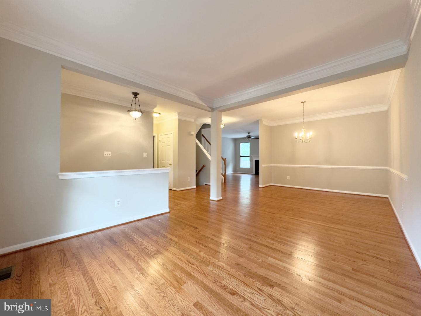 43261 SOMERSET HILLS TER, ASHBURN, Virginia 20147, 3 Bedrooms Bedrooms, ,2 BathroomsBathrooms,Residential,For sale,43261 SOMERSET HILLS TER,VALO2095706 MLS # VALO2095706
