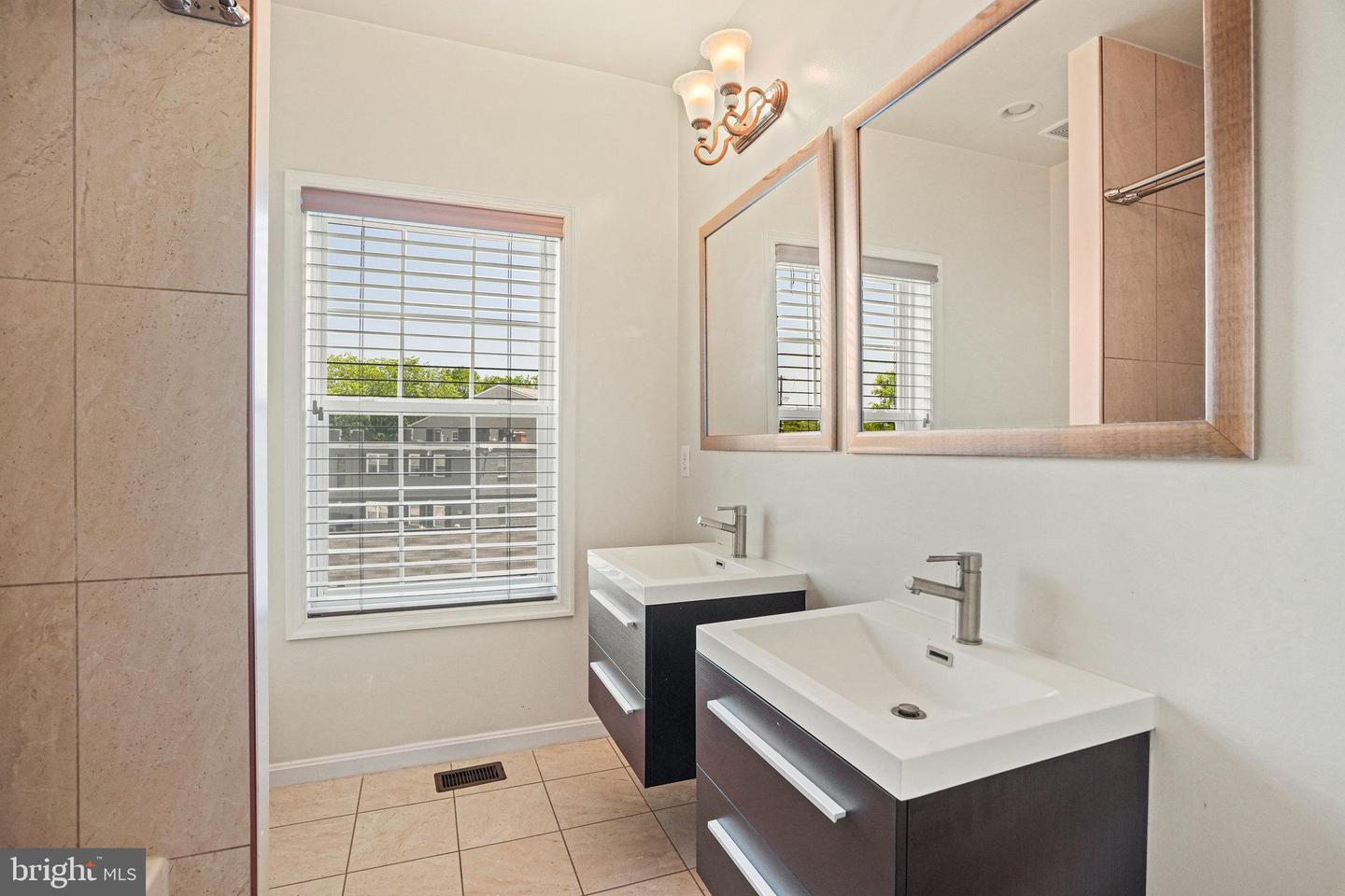 5823 FIELD PL NE, WASHINGTON, District Of Columbia 20019, 4 Bedrooms Bedrooms, ,3 BathroomsBathrooms,Residential,For sale,5823 FIELD PL NE,DCDC2199298 MLS # DCDC2199298