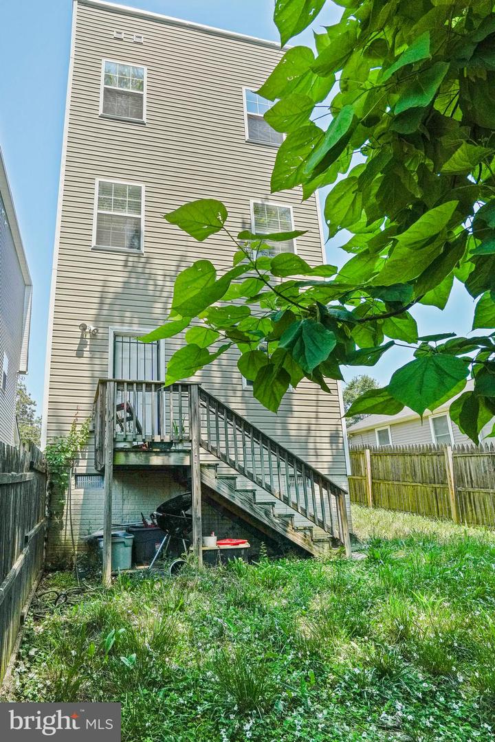 5823 FIELD PL NE, WASHINGTON, District Of Columbia 20019, 4 Bedrooms Bedrooms, ,3 BathroomsBathrooms,Residential,For sale,5823 FIELD PL NE,DCDC2199298 MLS # DCDC2199298