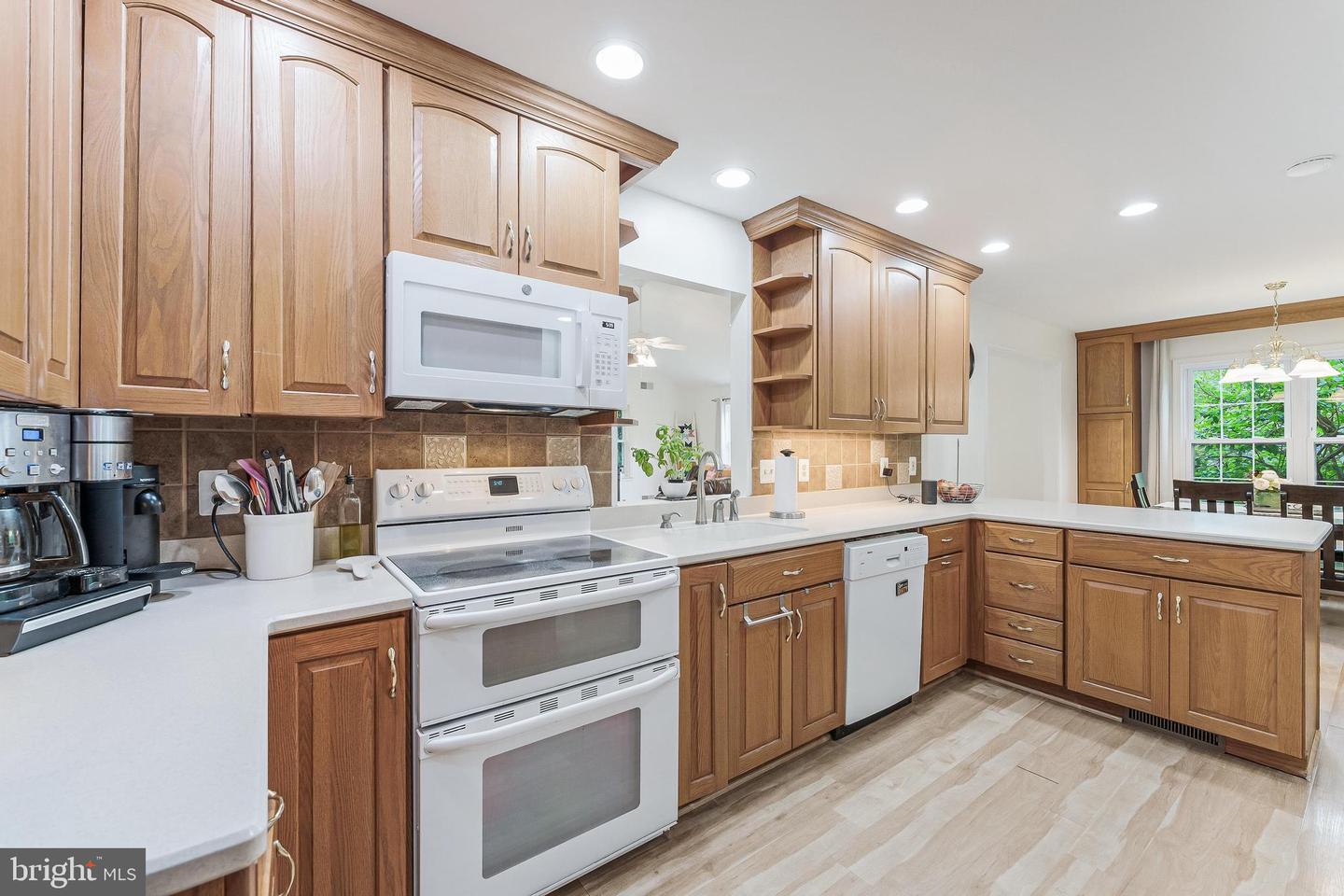 12613 GLENBROOKE WOODS DR, HERNDON, Virginia 20171, 4 Bedrooms Bedrooms, ,2 BathroomsBathrooms,Residential,For sale,12613 GLENBROOKE WOODS DR,VAFX2239000 MLS # VAFX2239000