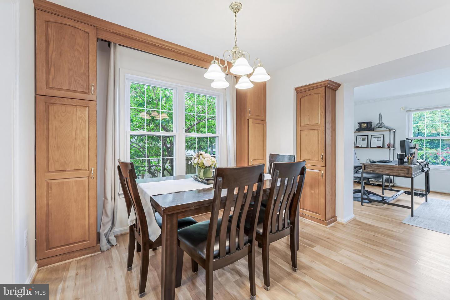 12613 GLENBROOKE WOODS DR, HERNDON, Virginia 20171, 4 Bedrooms Bedrooms, ,2 BathroomsBathrooms,Residential,For sale,12613 GLENBROOKE WOODS DR,VAFX2239000 MLS # VAFX2239000