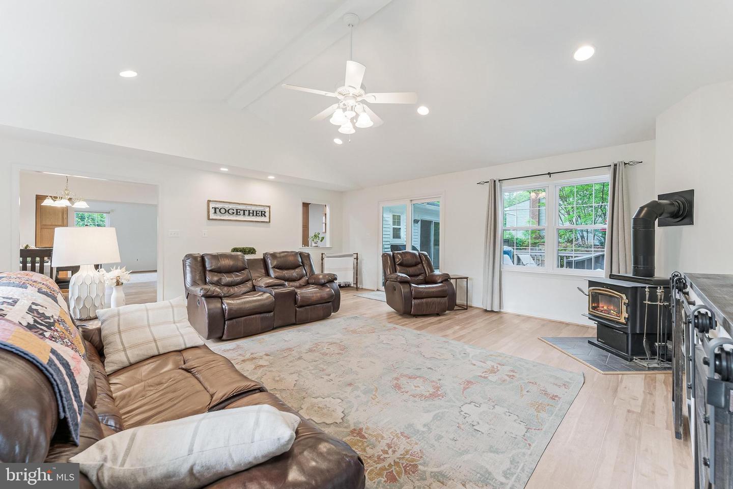 12613 GLENBROOKE WOODS DR, HERNDON, Virginia 20171, 4 Bedrooms Bedrooms, ,2 BathroomsBathrooms,Residential,For sale,12613 GLENBROOKE WOODS DR,VAFX2239000 MLS # VAFX2239000