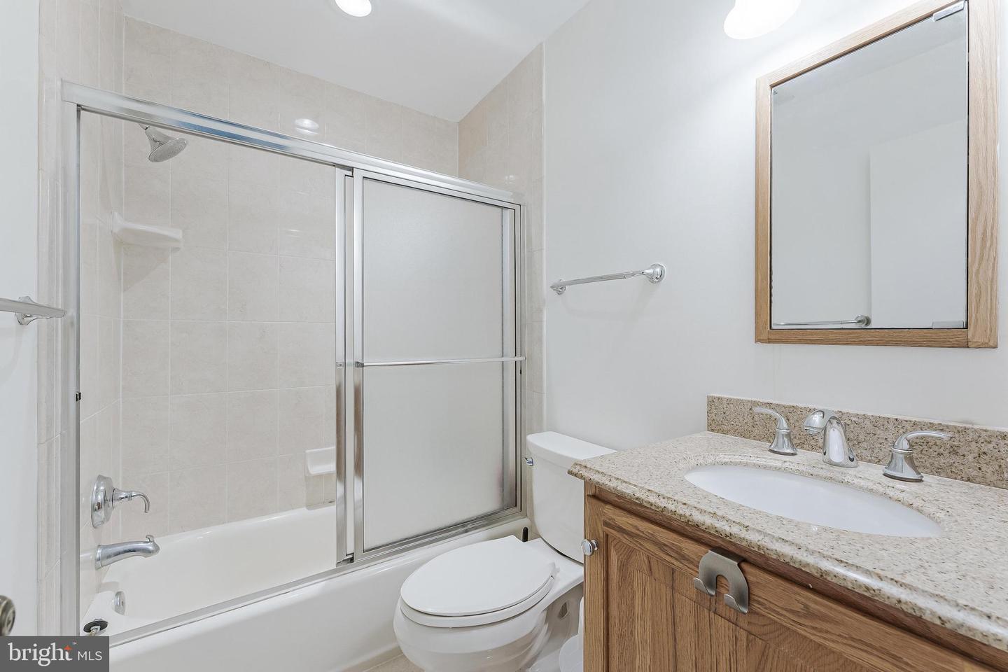 12613 GLENBROOKE WOODS DR, HERNDON, Virginia 20171, 4 Bedrooms Bedrooms, ,2 BathroomsBathrooms,Residential,For sale,12613 GLENBROOKE WOODS DR,VAFX2239000 MLS # VAFX2239000