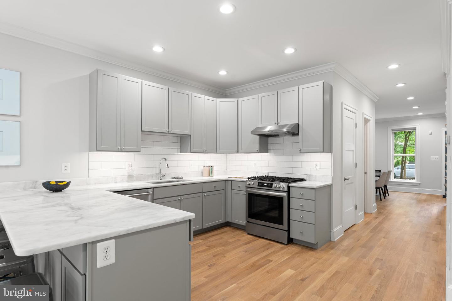 1525 E ST SE, WASHINGTON, District Of Columbia 20003, 4 Bedrooms Bedrooms, ,3 BathroomsBathrooms,Residential,For sale,1525 E ST SE,DCDC2199378 MLS # DCDC2199378