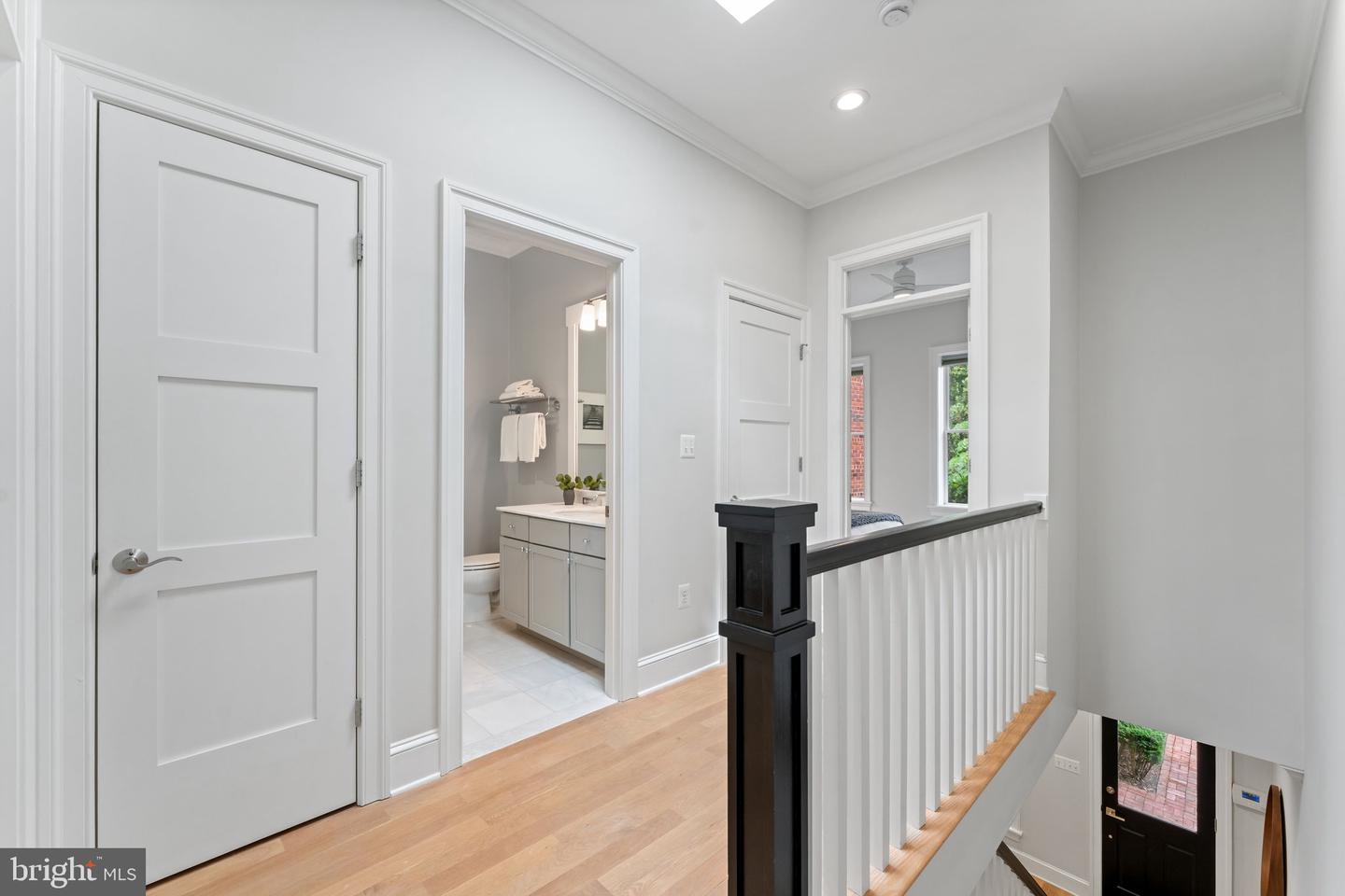 1525 E ST SE, WASHINGTON, District Of Columbia 20003, 4 Bedrooms Bedrooms, ,3 BathroomsBathrooms,Residential,For sale,1525 E ST SE,DCDC2199378 MLS # DCDC2199378
