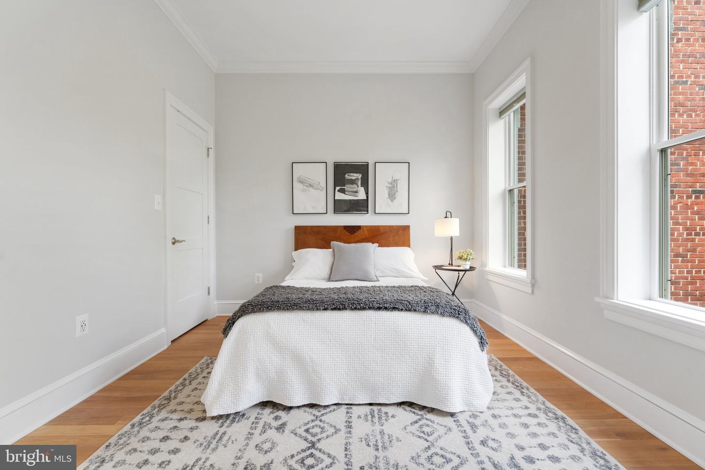 1525 E ST SE, WASHINGTON, District Of Columbia 20003, 4 Bedrooms Bedrooms, ,3 BathroomsBathrooms,Residential,For sale,1525 E ST SE,DCDC2199378 MLS # DCDC2199378
