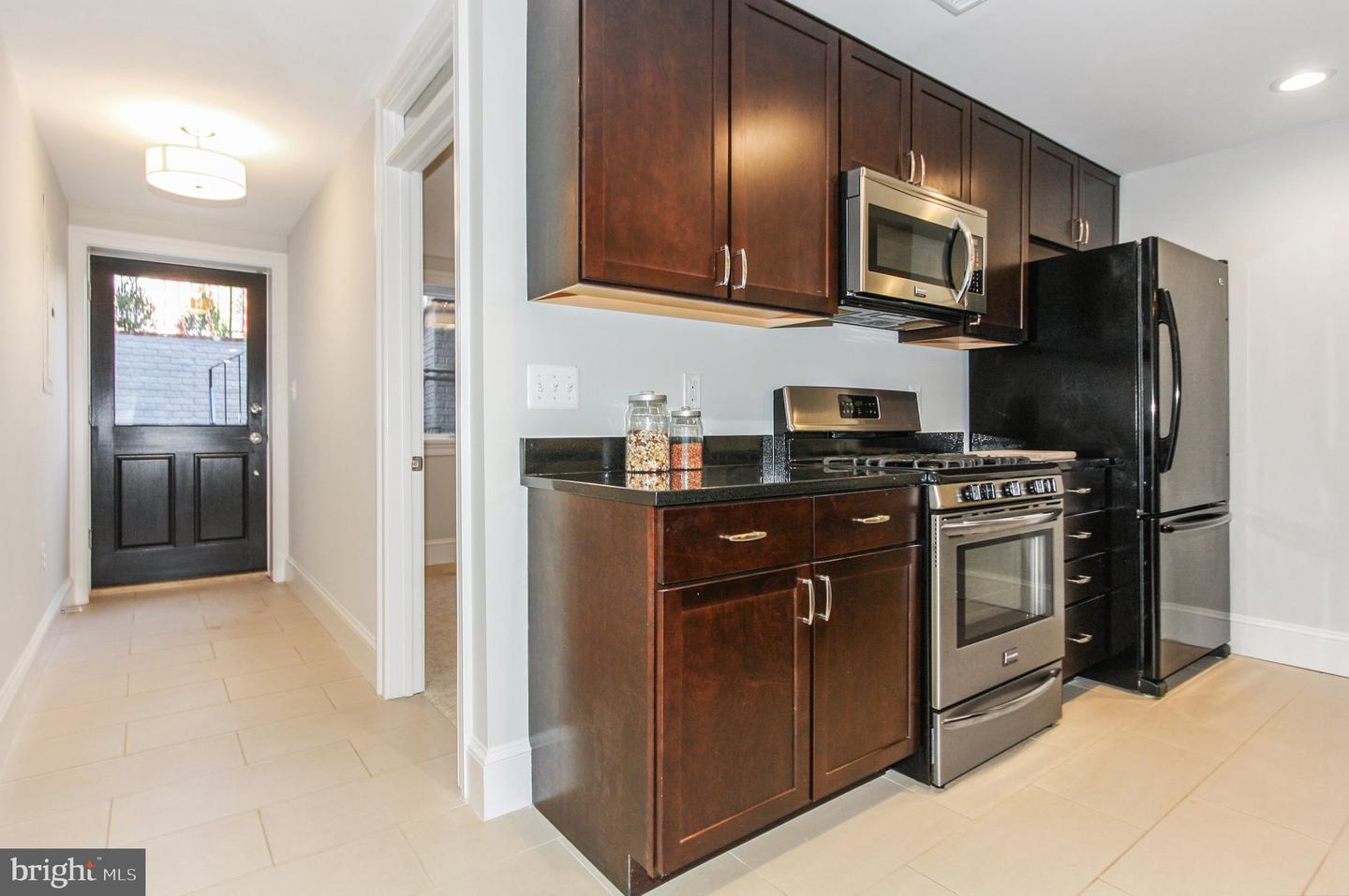 1525 E ST SE, WASHINGTON, District Of Columbia 20003, 4 Bedrooms Bedrooms, ,3 BathroomsBathrooms,Residential,For sale,1525 E ST SE,DCDC2199378 MLS # DCDC2199378