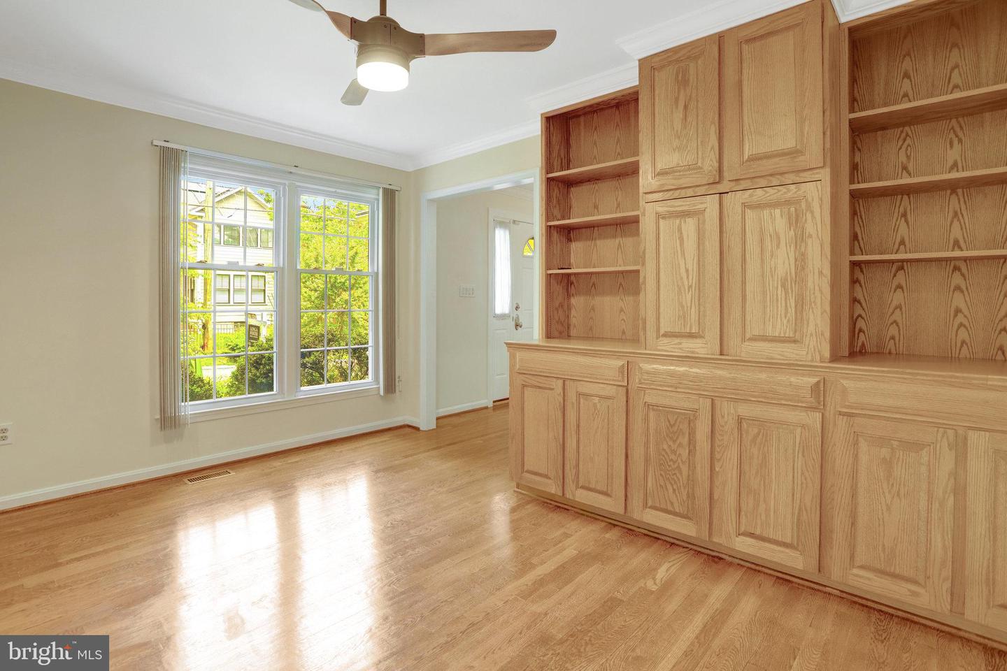 3000 1ST ST N, ARLINGTON, Virginia 22201, 4 Bedrooms Bedrooms, ,3 BathroomsBathrooms,Residential,For sale,3000 1ST ST N,VAAR2057126 MLS # VAAR2057126